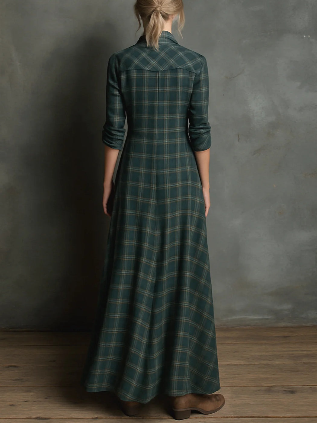 Cailín | Chic Green Plaid Dress